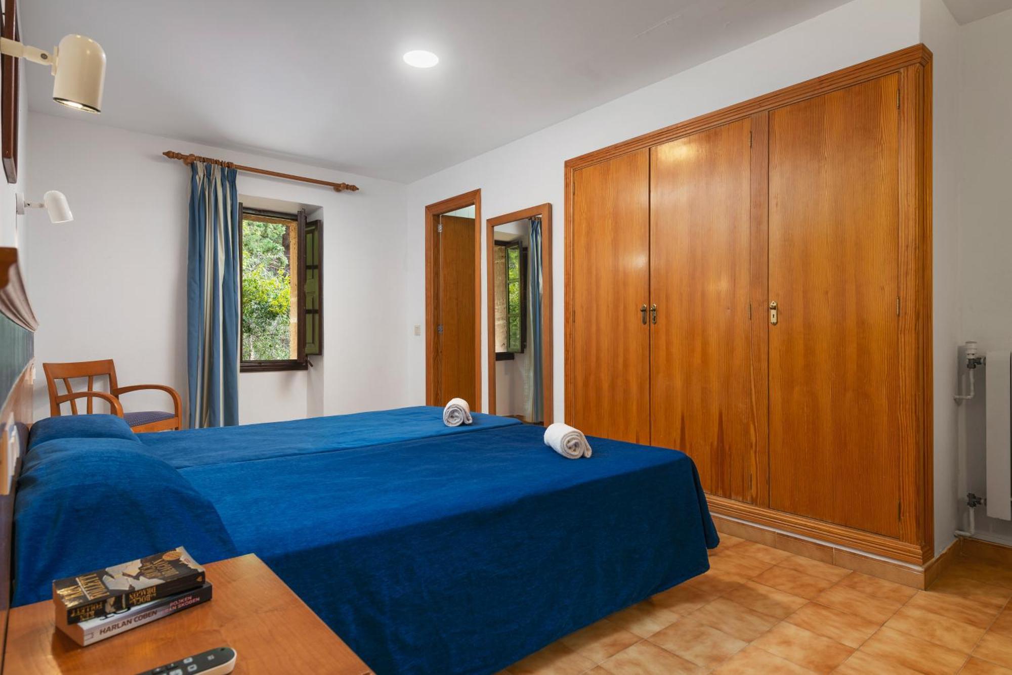 Santuari De Lluc Hotel Room photo
